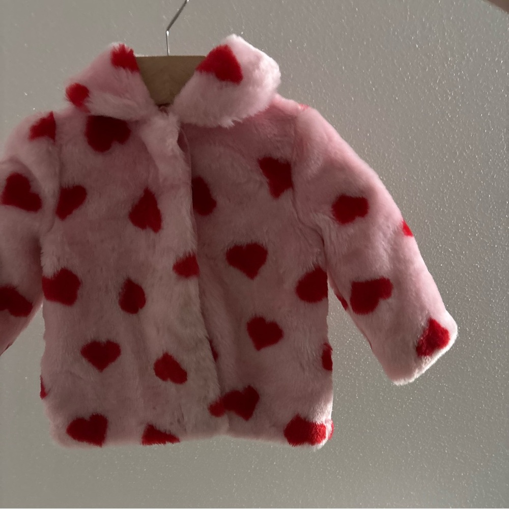 Janie and Jack Candy Pink Heart Faux Fur Jacket Toddler Girl Size 2T - Picture 6 of 10